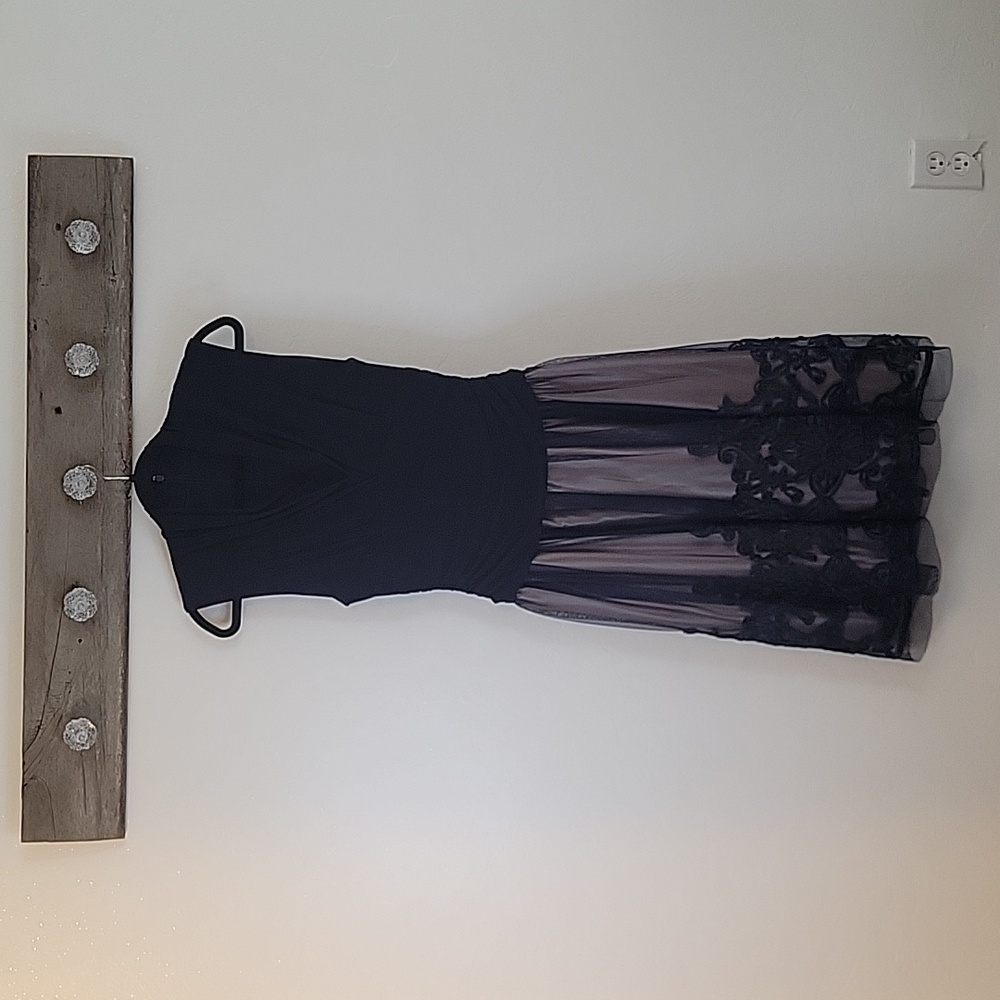 S.L. Fashions SZ 8